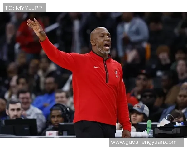 比卢普斯被捕引发关注本应进步的赛季却面临困境与挑战