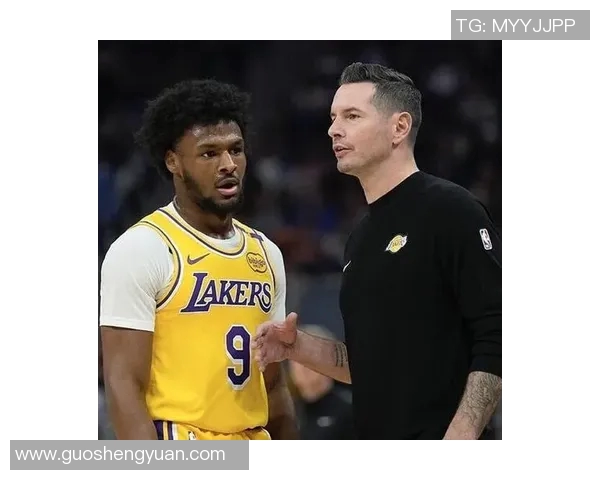 雷迪克谈老詹连续上双纪录终止表示欣慰期待新话题的出现