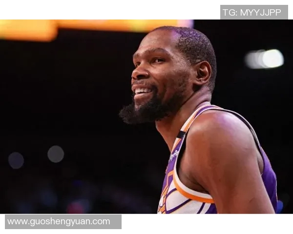 体力没续上杜兰特前三节15中6拿到20分第三节单节3次失误