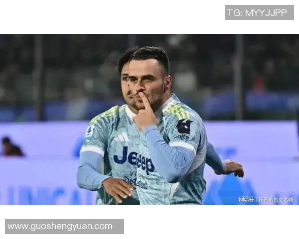 慢镜头聚焦本菲卡对尤文边卫科斯蒂奇的关注与穆里尼奥的高度评价