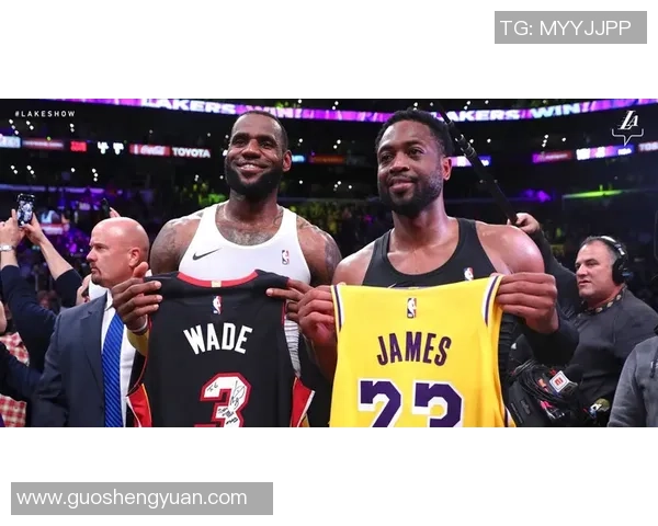 詹姆斯谈与字库杜哈威等伟大球员对阵的兴奋与期待